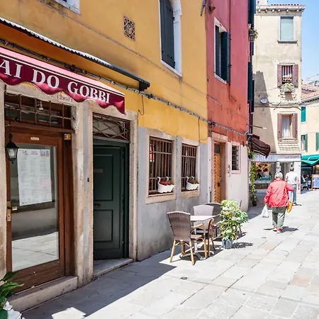 Guesthost - Arsenale Duplex * Venedig