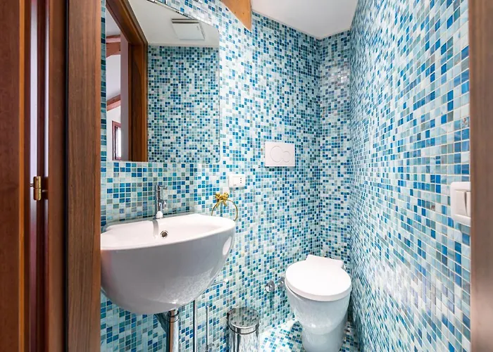 Guesthost - Arsenale Duplex Appartement