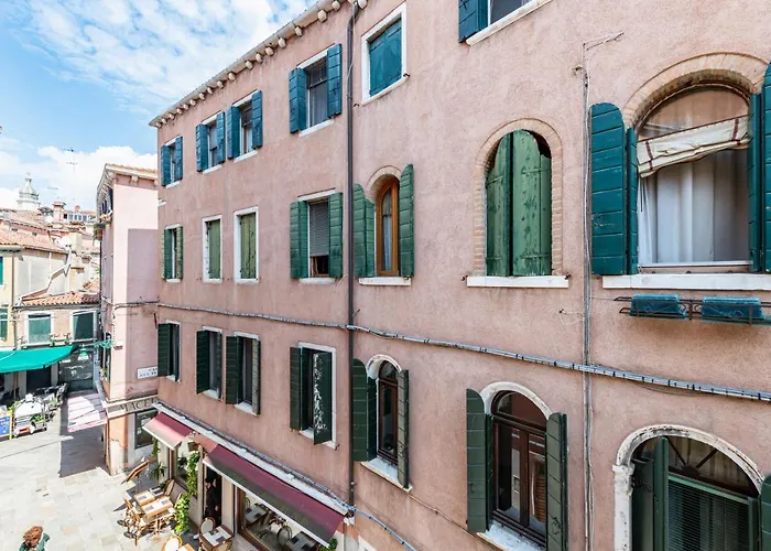 Guesthost - Arsenale Duplex * Venedig